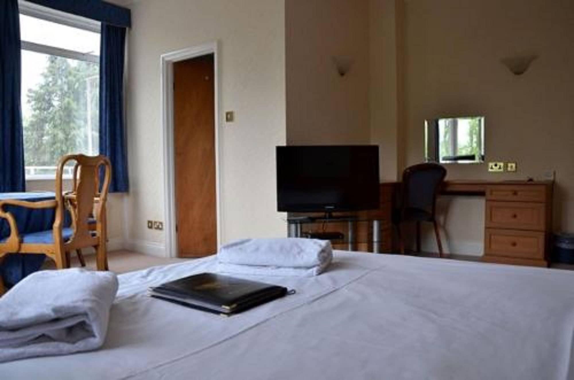 Uno Hotel Thames Maidenhead Eksteriør billede